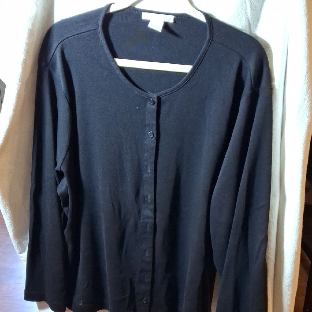 Sarah Spencer Black Button-Up Top (Can009)
